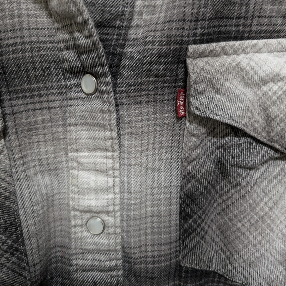 Levis Dylan Western Shirt Womens Small Relaxed Fit Gray Plaid Flannel Pearl Snap - Picture 4 of 10